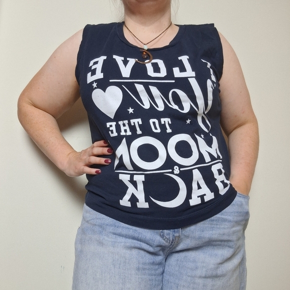 On Fire "To the Moon & Back" Graphic Tank Top L - Picture 1 of 6